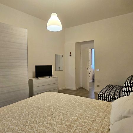 Nocelle Guest House Napoli Esterno foto